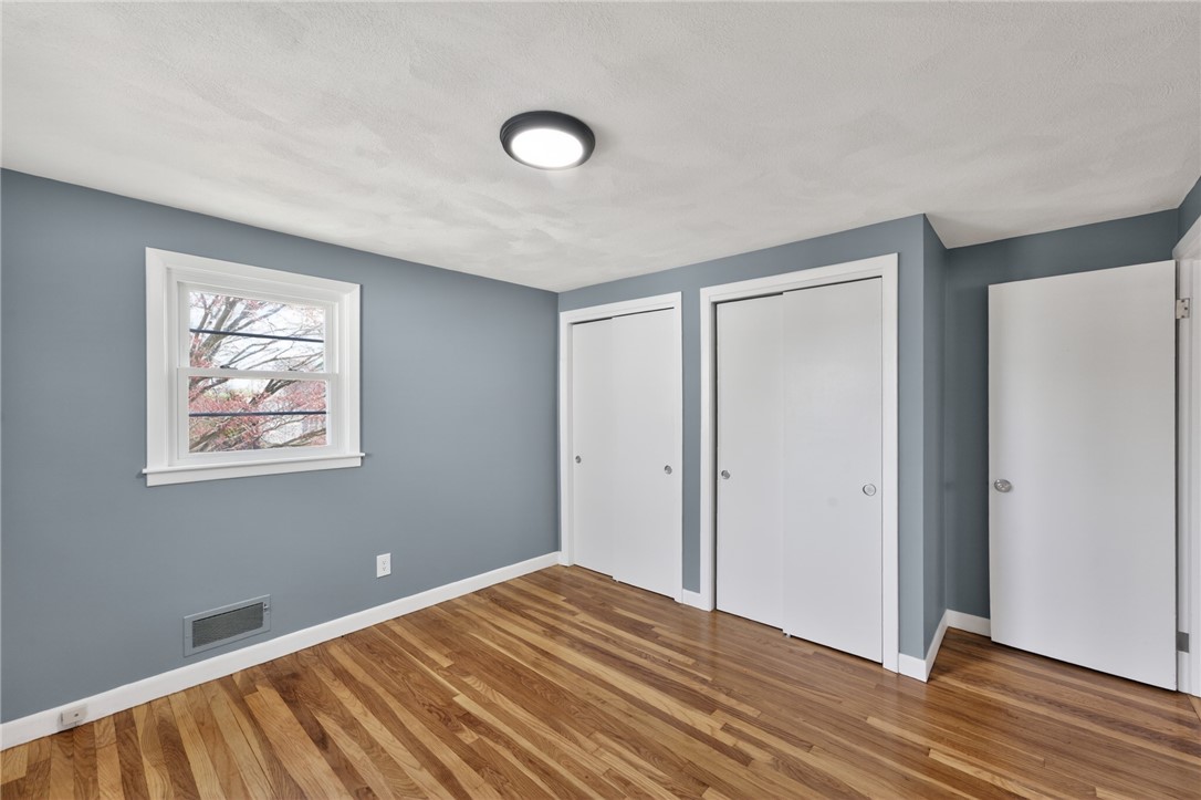 45 Winthrop Road Warwick, RI 02888 - Photo 16 of 27