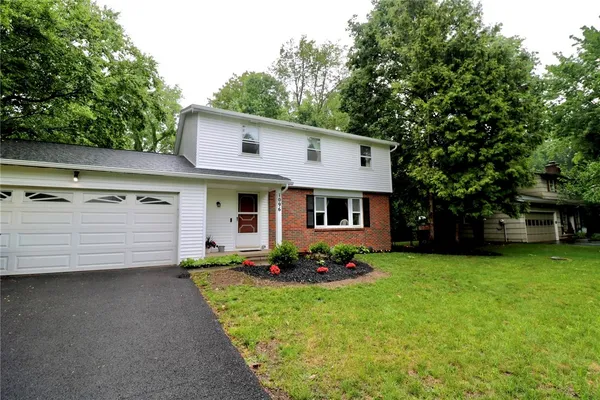$349,900 | 1096 Everwild View, Webster, NY 14580