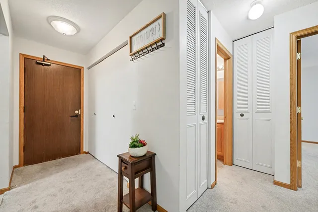 $147,500 | 1690 Highway 36, Unit 224, Roseville, MN 55113