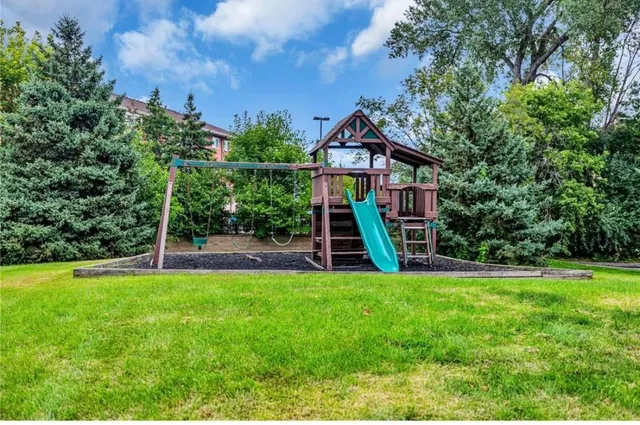 $147,500 | 1690 Highway 36, Unit 224, Roseville, MN 55113