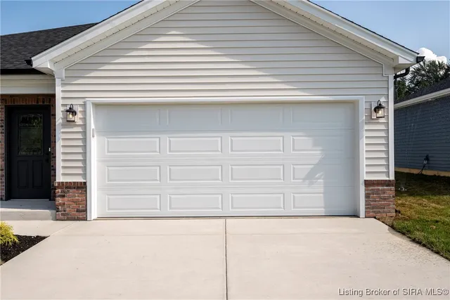 $274,000 | 228 Drive-in (lot # 1) Court, Charlestown, IN 47111