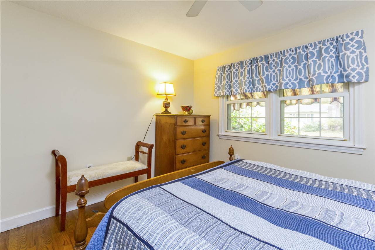 99 Peele Road Nashua, NH 03062 - Photo 12 of 29