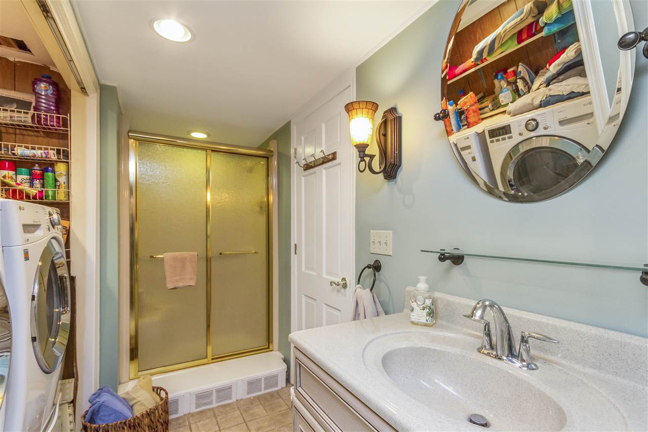 99 Peele Road Nashua, NH 03062 - Photo 18 of 29