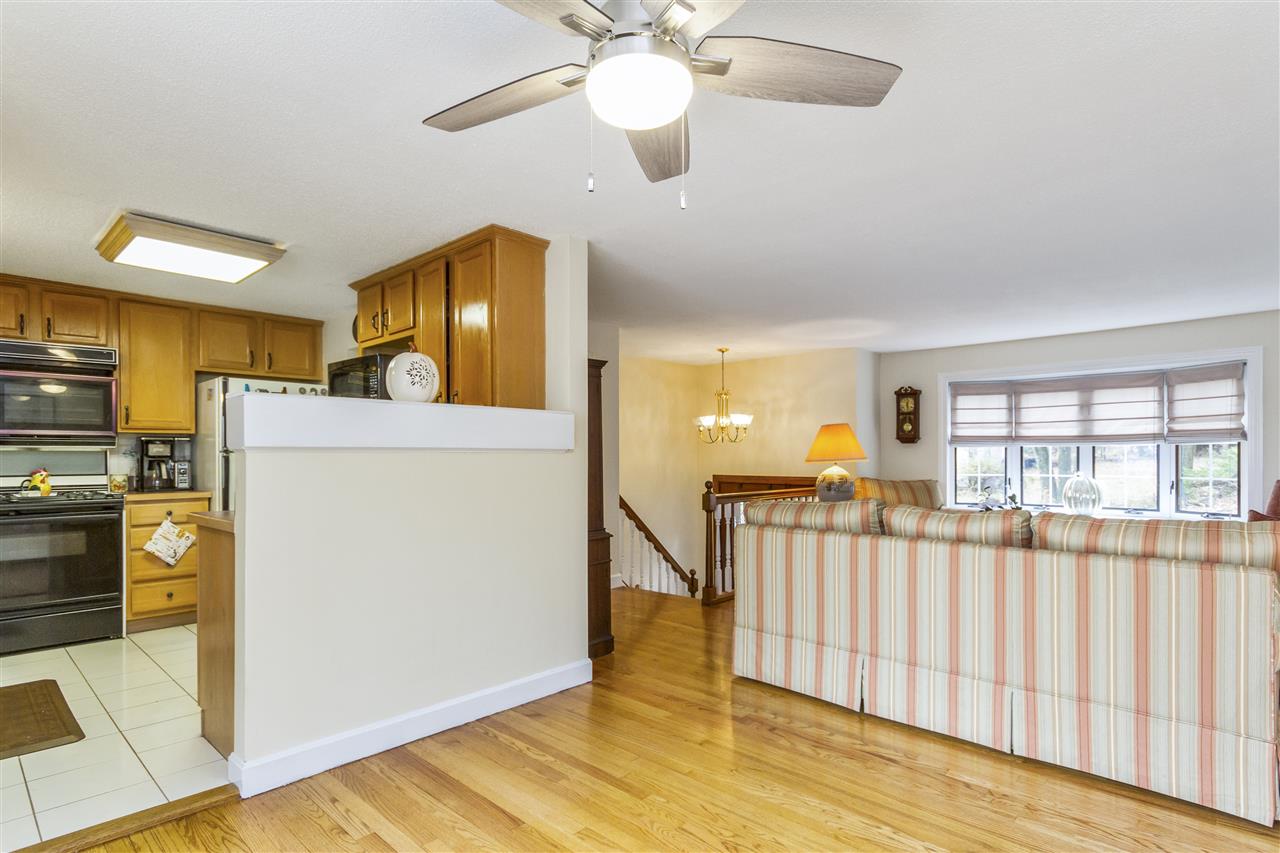 99 Peele Road Nashua, NH 03062 - Photo 4 of 29
