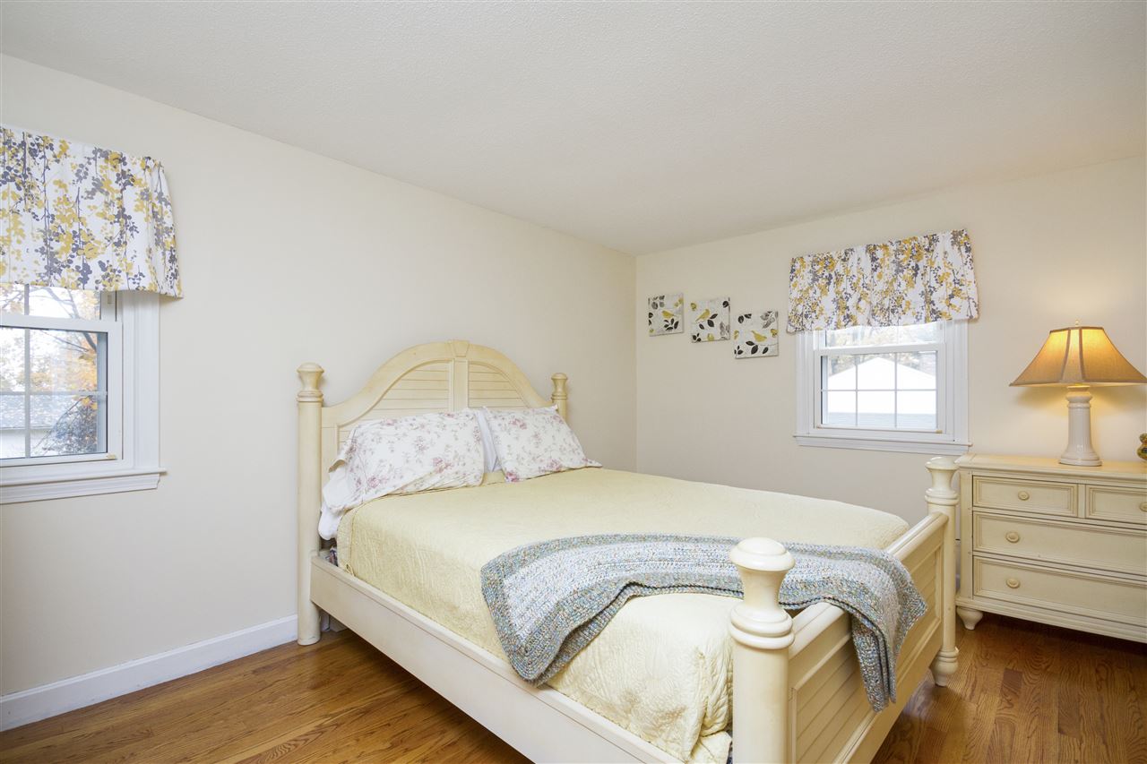 99 Peele Road Nashua, NH 03062 - Photo 7 of 29
