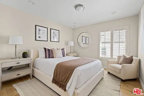 $1,695,000 | 2912 Montana Avenue, Unit 3, Santa Monica, CA 90403