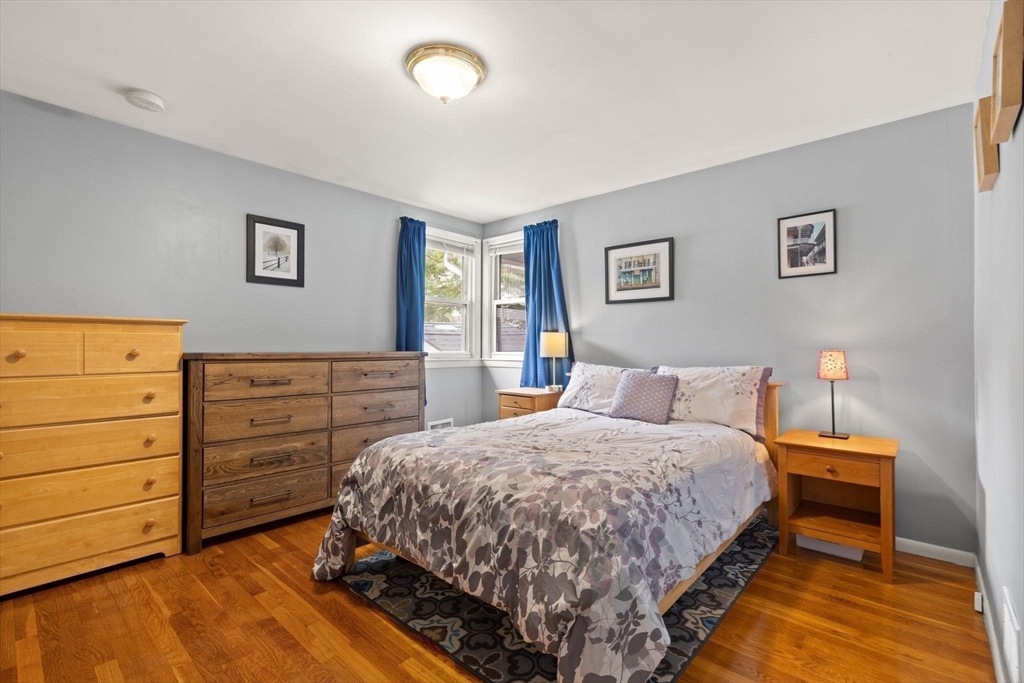 301 Hardy Pond Road Waltham, MA 02451 - Photo 10 of 22