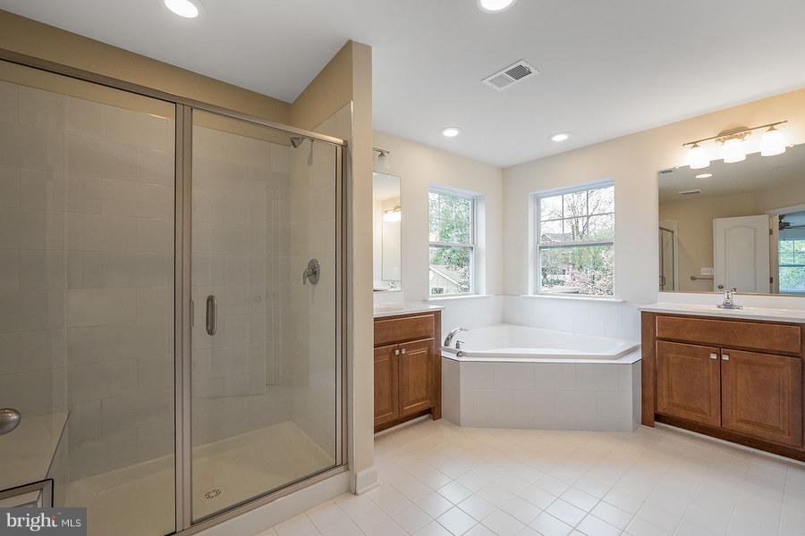 1623 Bishop Road Edgewater, MD 21037 - Photo 3 of 13 Bedroom (Master)