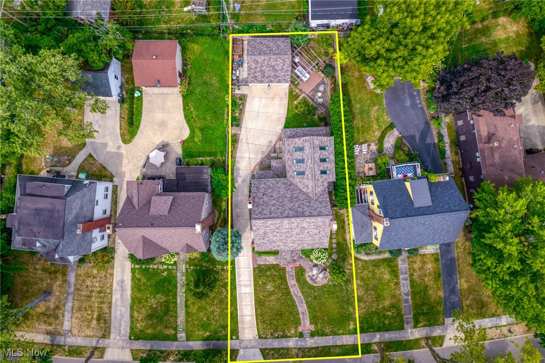 15805 Chadbourne Road Cleveland, OH 44120 - Photo 48 of 48 Gallery Image 48