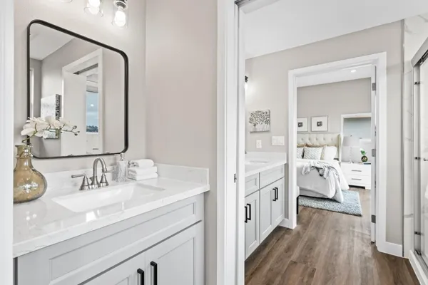 $1,299,000 | 645 Baden Avenue, Unit 4, South San Francisco, CA 94080