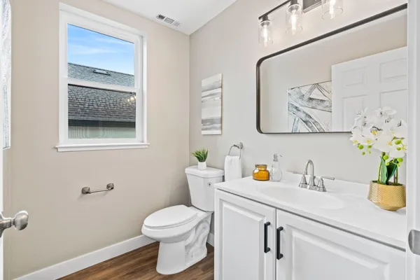 $1,299,000 | 645 Baden Avenue, Unit 4, South San Francisco, CA 94080