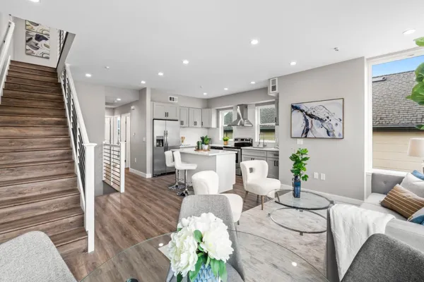 $1,299,000 | 645 Baden Avenue, Unit 4, South San Francisco, CA 94080