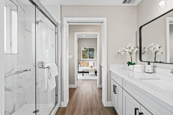 $1,299,000 | 645 Baden Avenue, Unit 4, South San Francisco, CA 94080