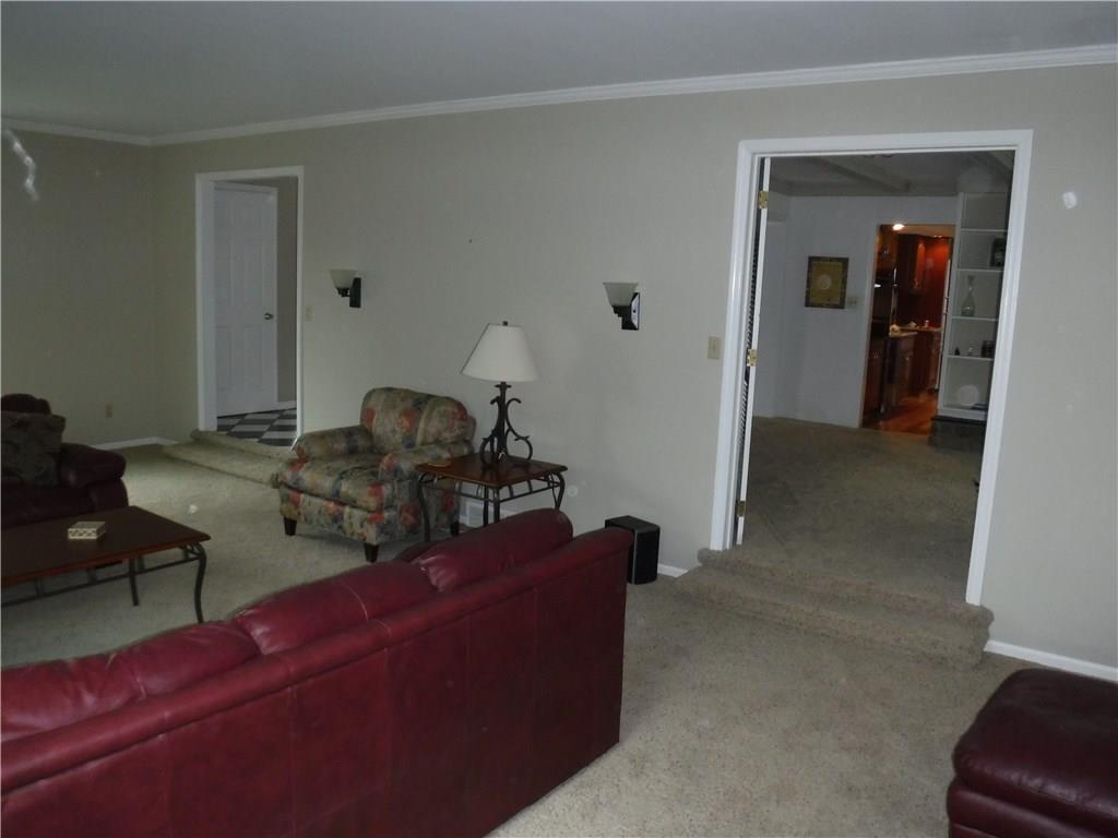 1224 Alderly Road Indianapolis, IN 46260 - Photo 17 of 36 Gallery Image 17