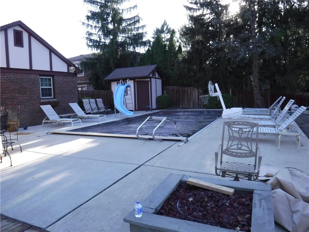1224 Alderly Road Indianapolis, IN 46260 - Photo 8 of 36 Gallery Image 8