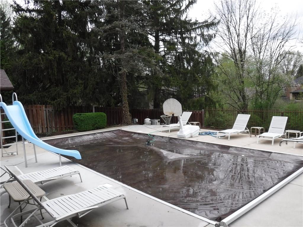 1224 Alderly Road Indianapolis, IN 46260 - Photo 9 of 36 Gallery Image 9