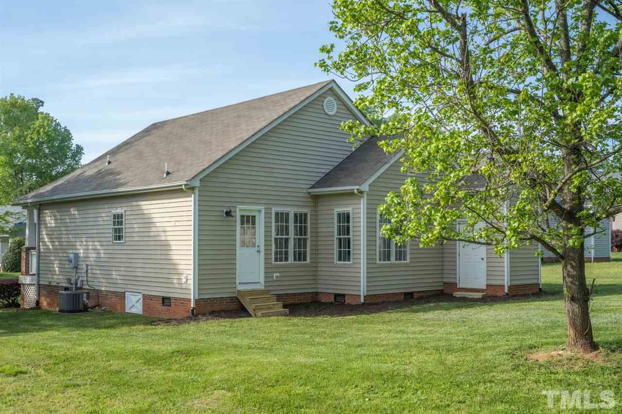 2324 K K Wesley Way Raleigh, NC 27610 - Photo 20 of 24