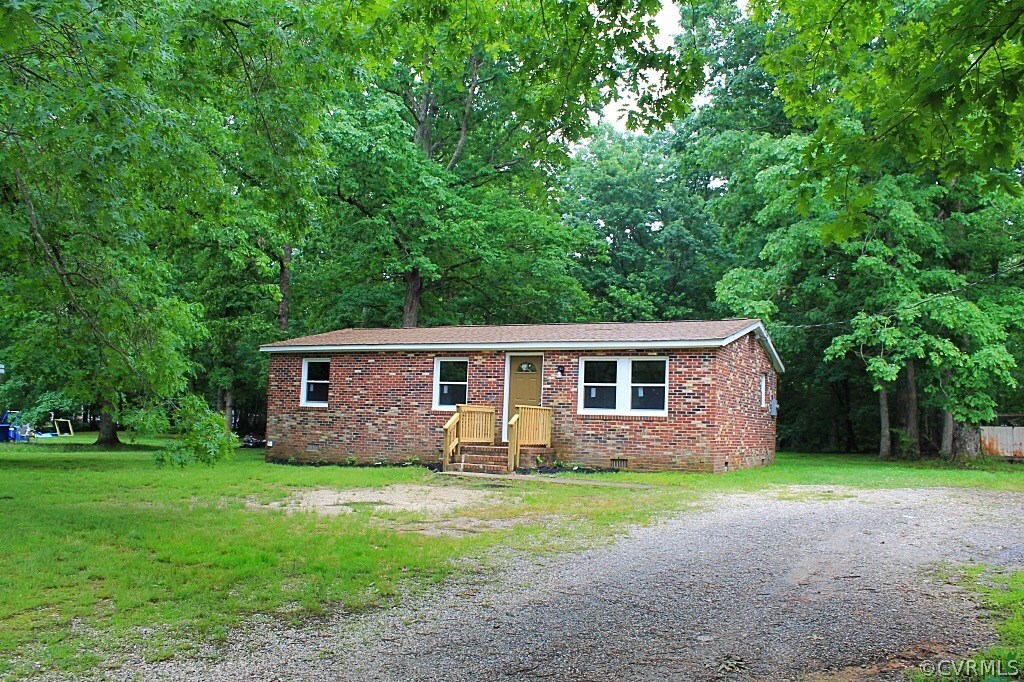 3230 The Loop Road Richmond, VA 23231 - Photo 2 of 11 Gallery Image 2