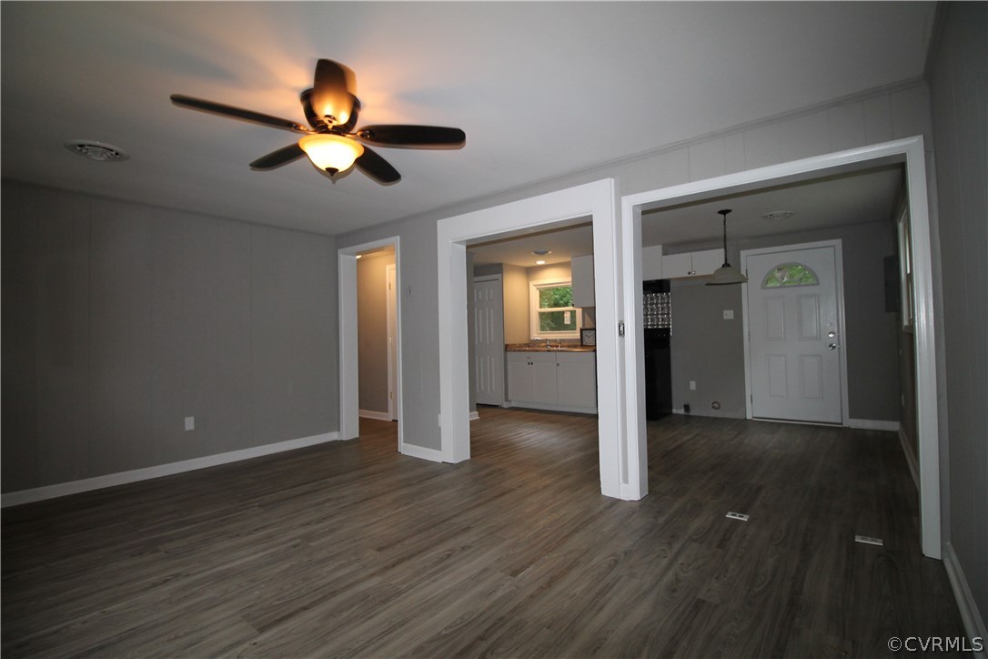 3230 The Loop Road Richmond, VA 23231 - Photo 3 of 11 Gallery Image 3