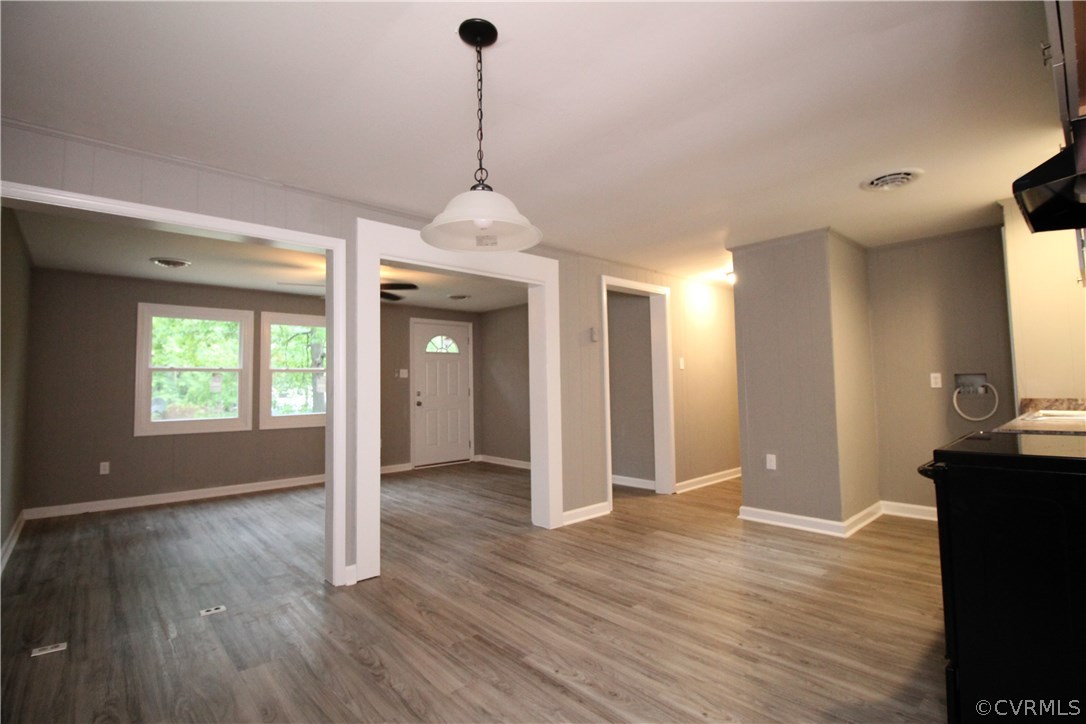 3230 The Loop Road Richmond, VA 23231 - Photo 5 of 11 Gallery Image 5