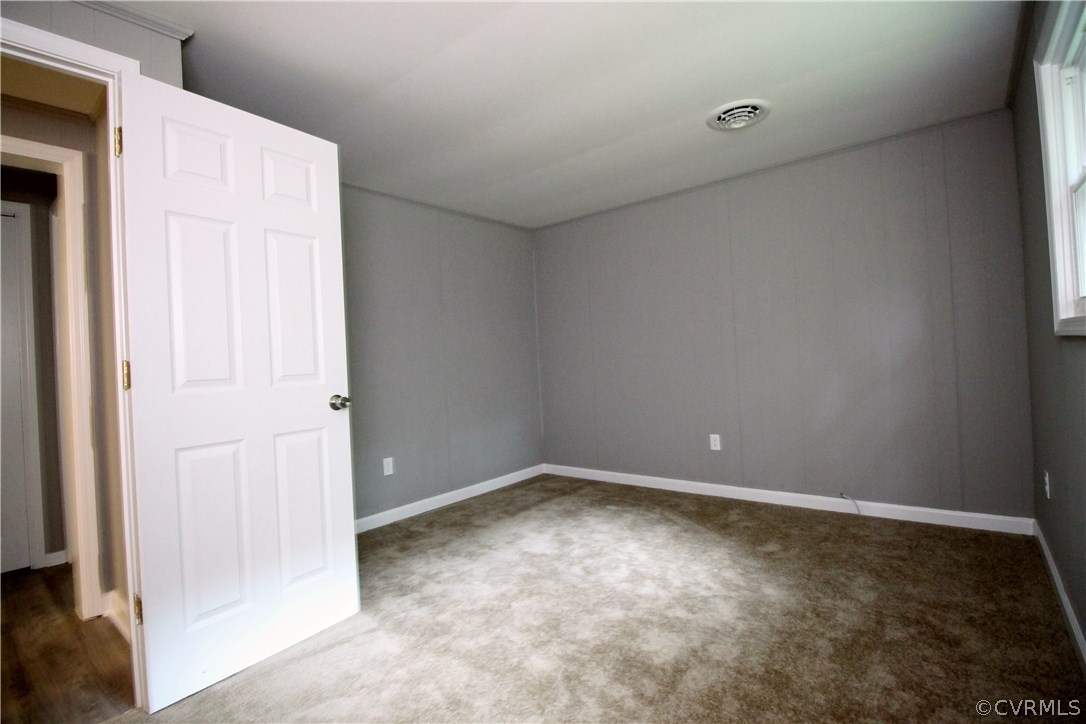 3230 The Loop Road Richmond, VA 23231 - Photo 8 of 11 Gallery Image 8