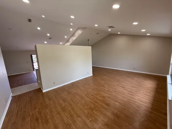 $4,650 | 9215 Sun Pointe Drive, Boynton Beach, FL 33437