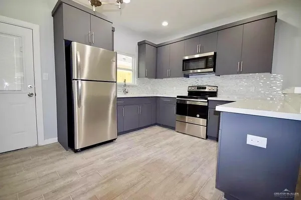 $1,150 | 1412 South Iris Street, Pharr, TX 78577