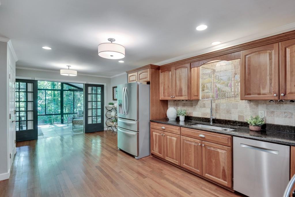 3684 Hunting Ridge Drive Southwest Lilburn, GA 30047 - Photo 13 of 57