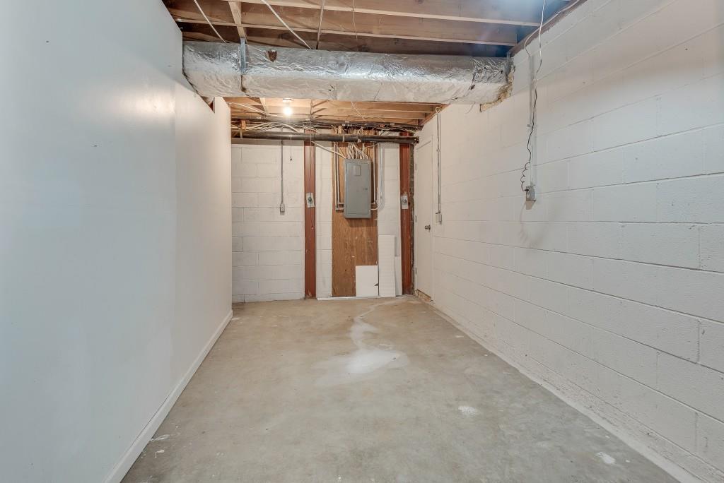 3684 Hunting Ridge Drive Southwest Lilburn, GA 30047 - Photo 47 of 57