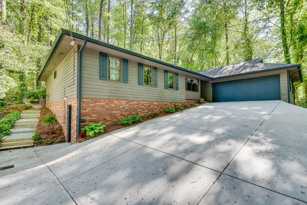 3684 Hunting Ridge Drive Southwest Lilburn, GA 30047 - Photo 7 of 57