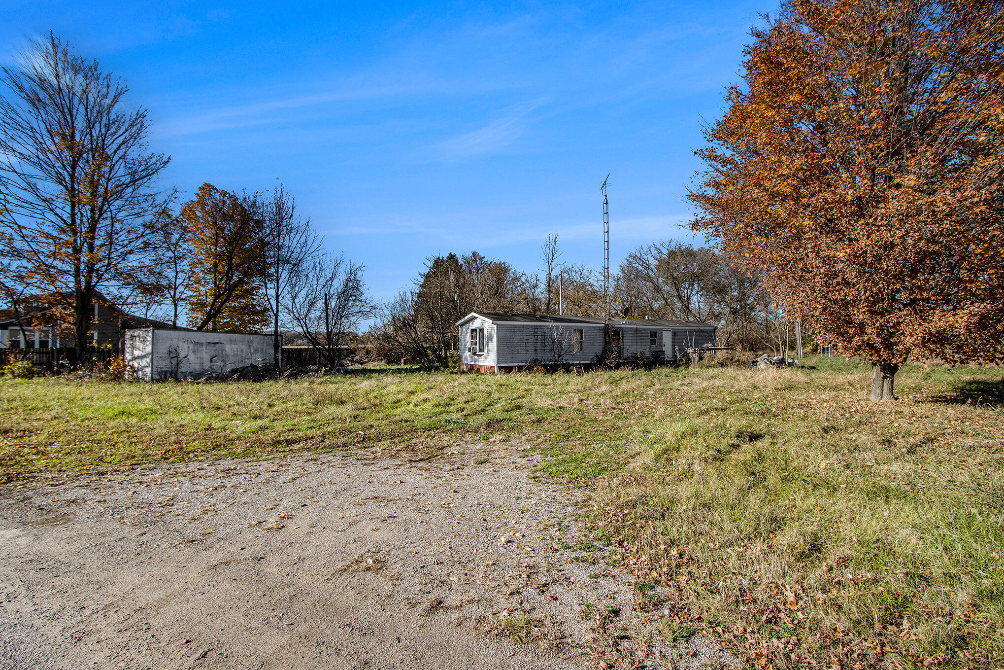 50310 Chamberlain Road Marcellus, MI 49067 - Photo 3 of 11 005_50310chamberlain_4_16