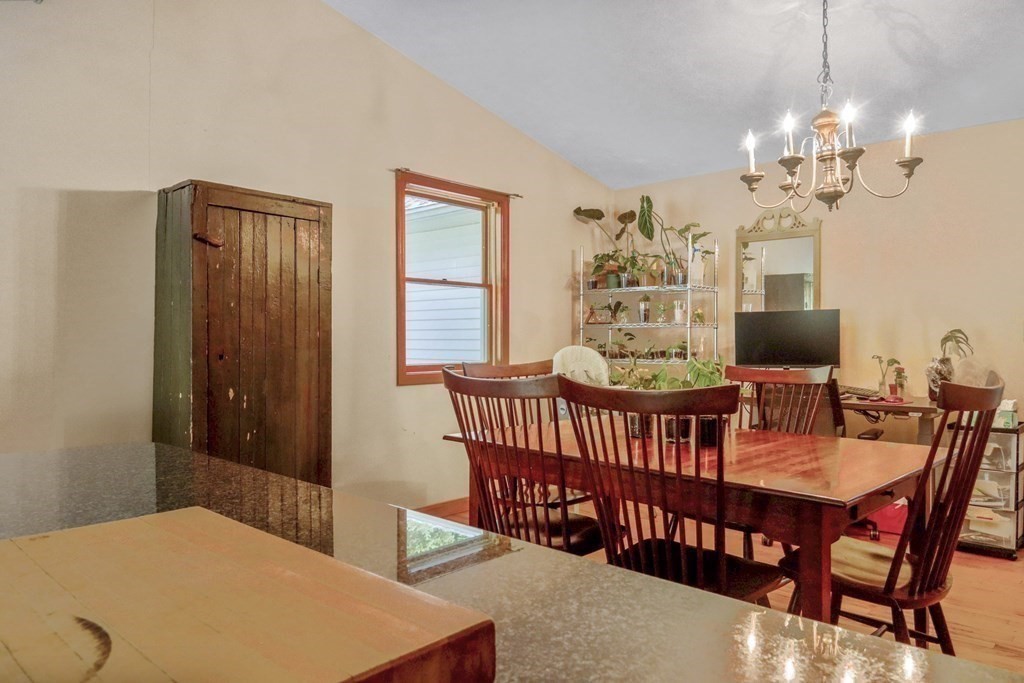 94 New Boston Road Dudley, MA 01571 - Photo 8 of 41 Gallery Image 8