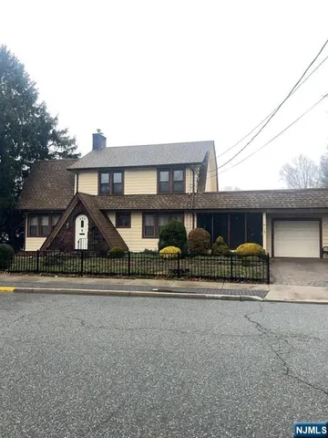 $3,800 | 203 Lenox Avenue, Pompton Lakes, NJ 07442