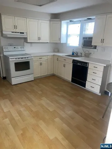 $3,800 | 203 Lenox Avenue, Pompton Lakes, NJ 07442