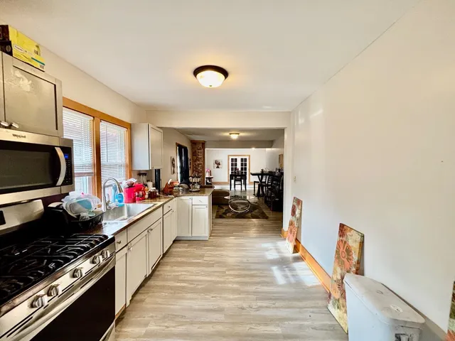 $299,800 | 1131 North Main Street, Rockford, IL 61103