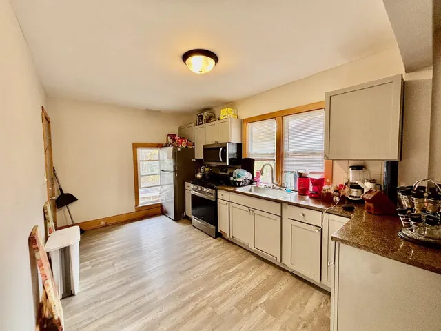 $299,800 | 1131 North Main Street, Rockford, IL 61103