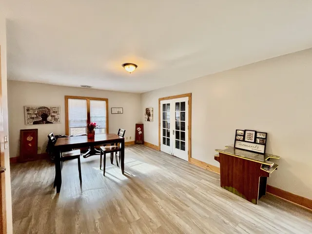 $299,800 | 1131 North Main Street, Rockford, IL 61103