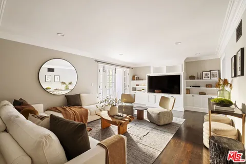 $995,000 | 8455 Fountain Avenue, Unit 411, West Hollywood, CA 90069