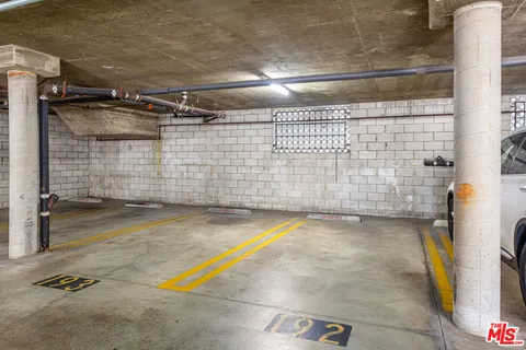 $995,000 | 8455 Fountain Avenue, Unit 411, West Hollywood, CA 90069