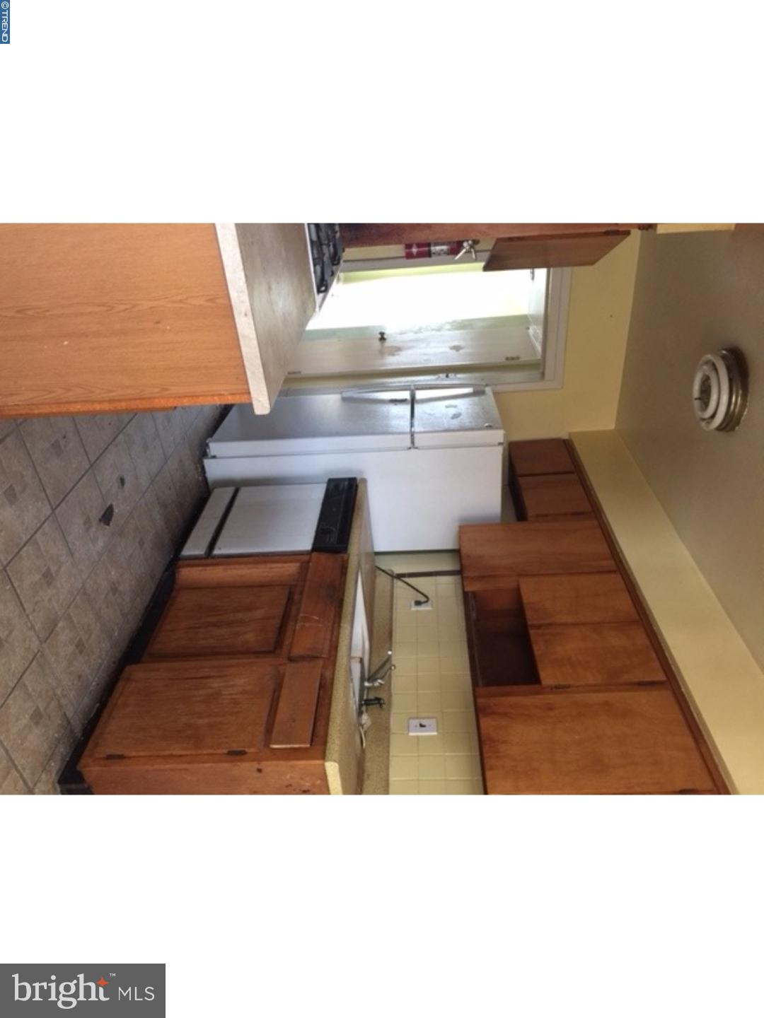 3739 West Country Club Road Philadelphia, PA 19131 - Photo 8 of 8 Kitchen