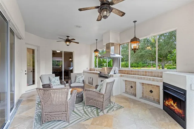 $1,425,000 | 6914 Brier Creek Court, Lakewood Ranch, FL 34202