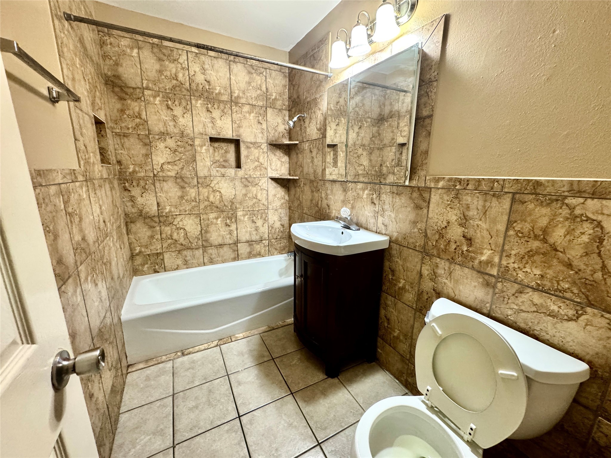 2201 North Grand Boulevard, Unit 8 Pearland, TX 77581 - Photo 8 of 10