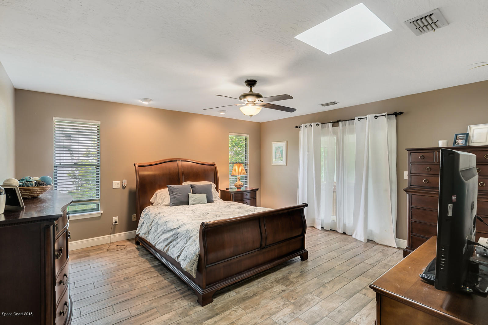 4300 Country Road Melbourne, FL 32934 - Photo 14 of 46 Master Bedroom