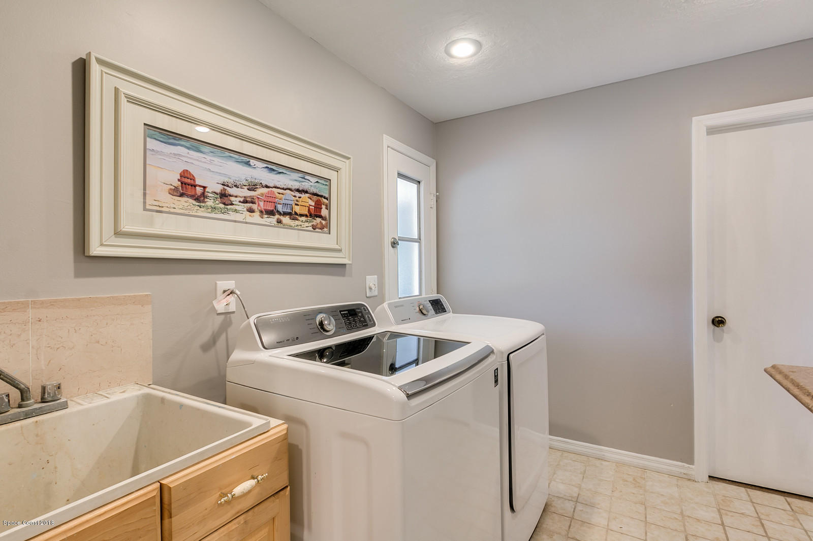 4300 Country Road Melbourne, FL 32934 - Photo 22 of 46 Laundry Room