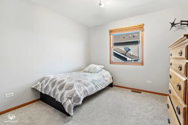 $385,000 | 24933 South Foxford Drive, Manhattan, IL 60442