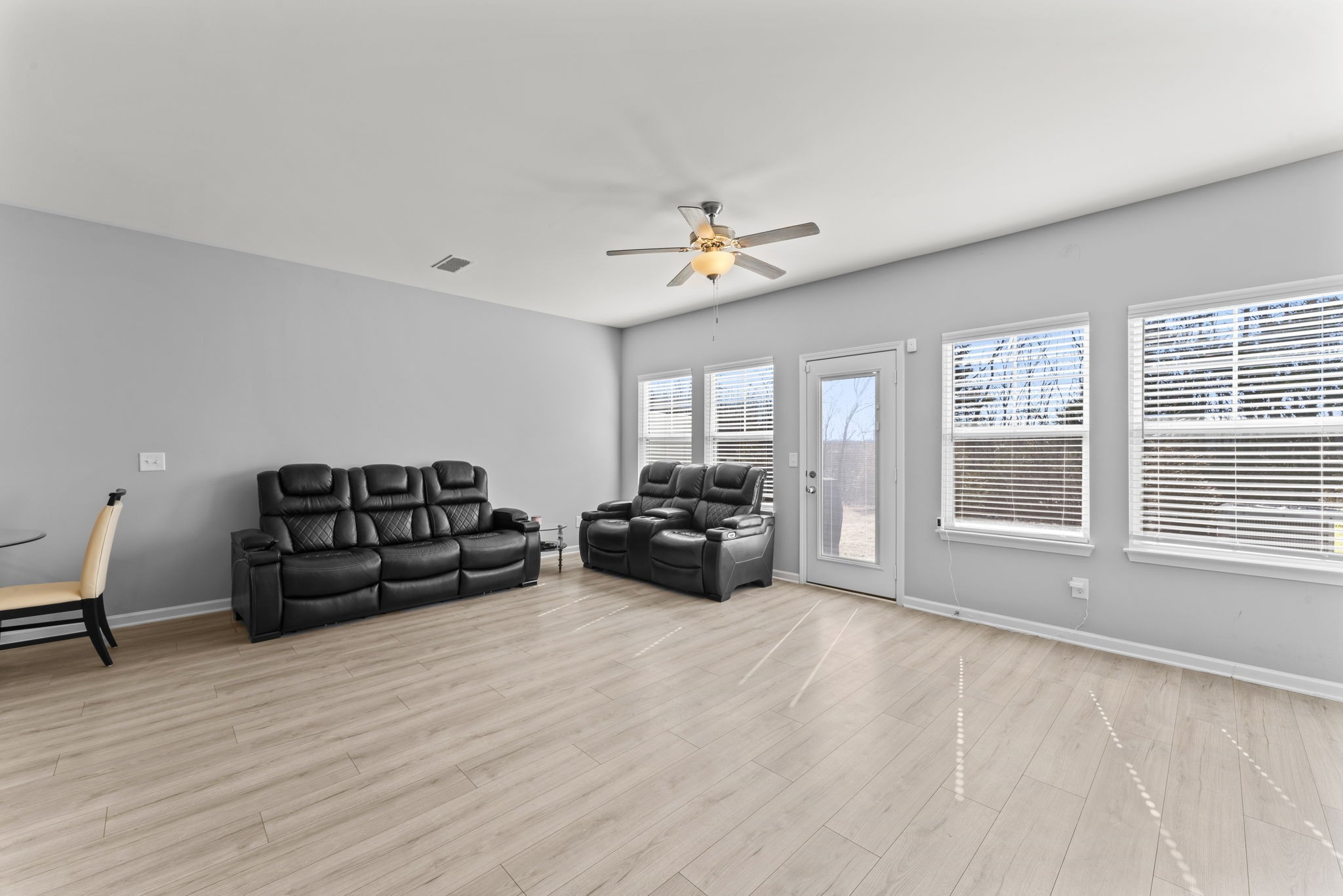 5711 Dockside Drive Rockvale, TN 37153 - Photo 16 of 30 a living room with furniture and a large window