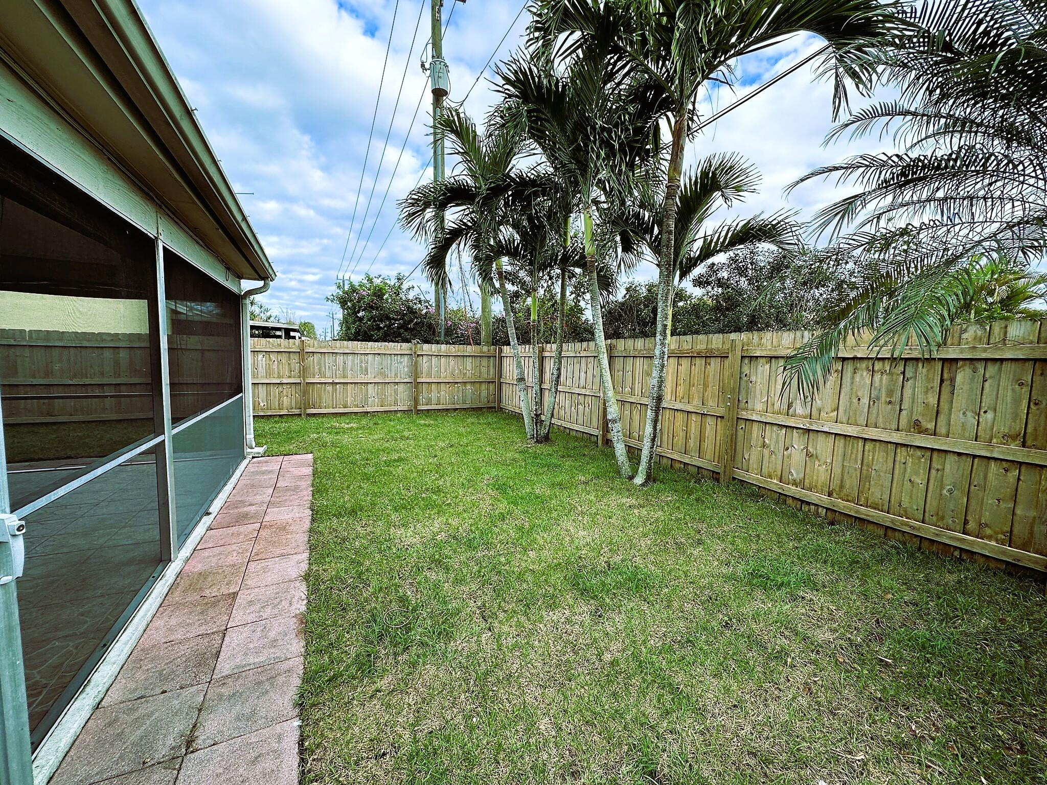 149 Deerfield Drive Jupiter, FL 33458 - Photo 12 of 14 IMG_0017