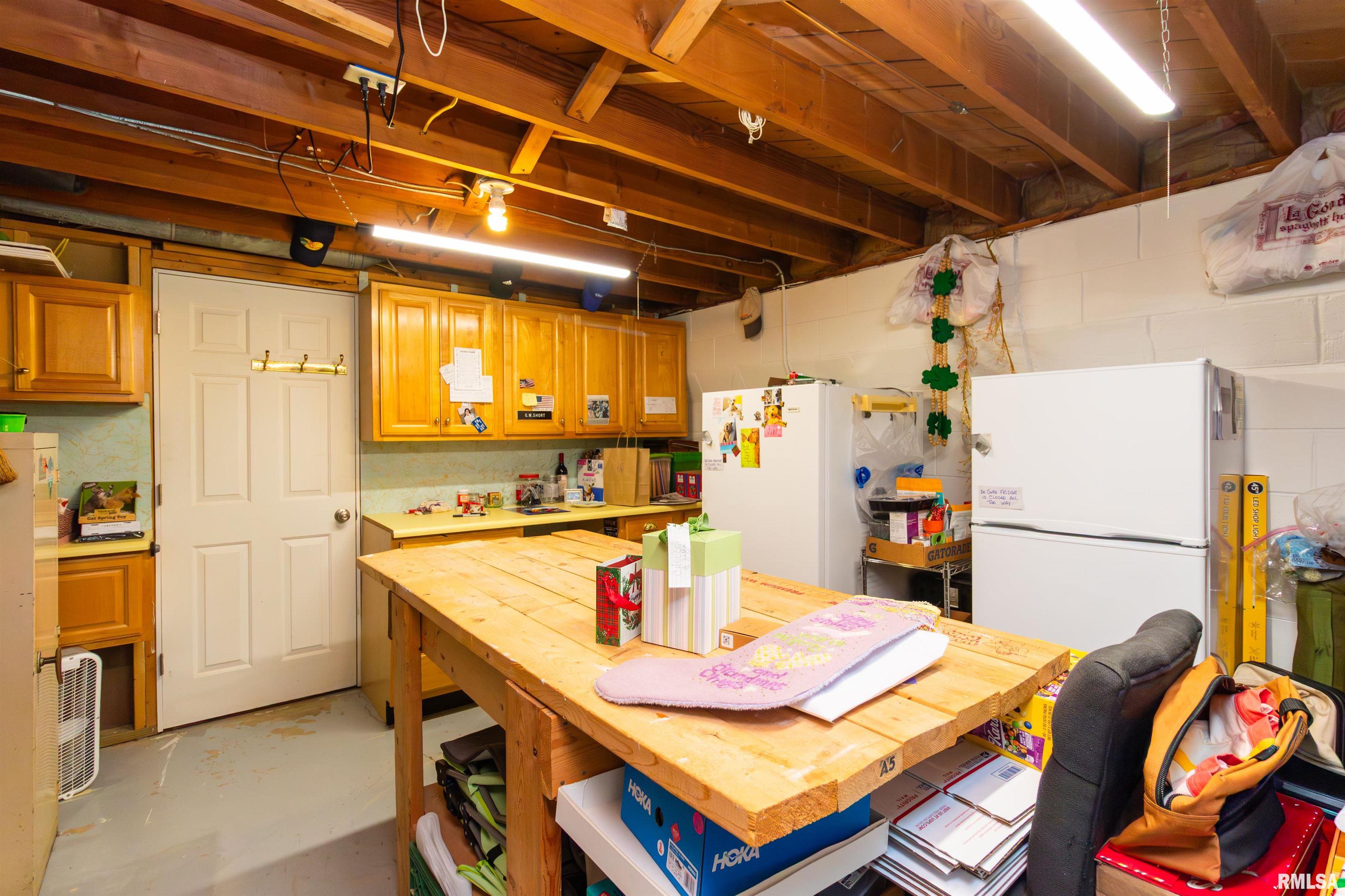 303 East Lyndale Road Peoria, IL 61614 - Photo 67 of 81