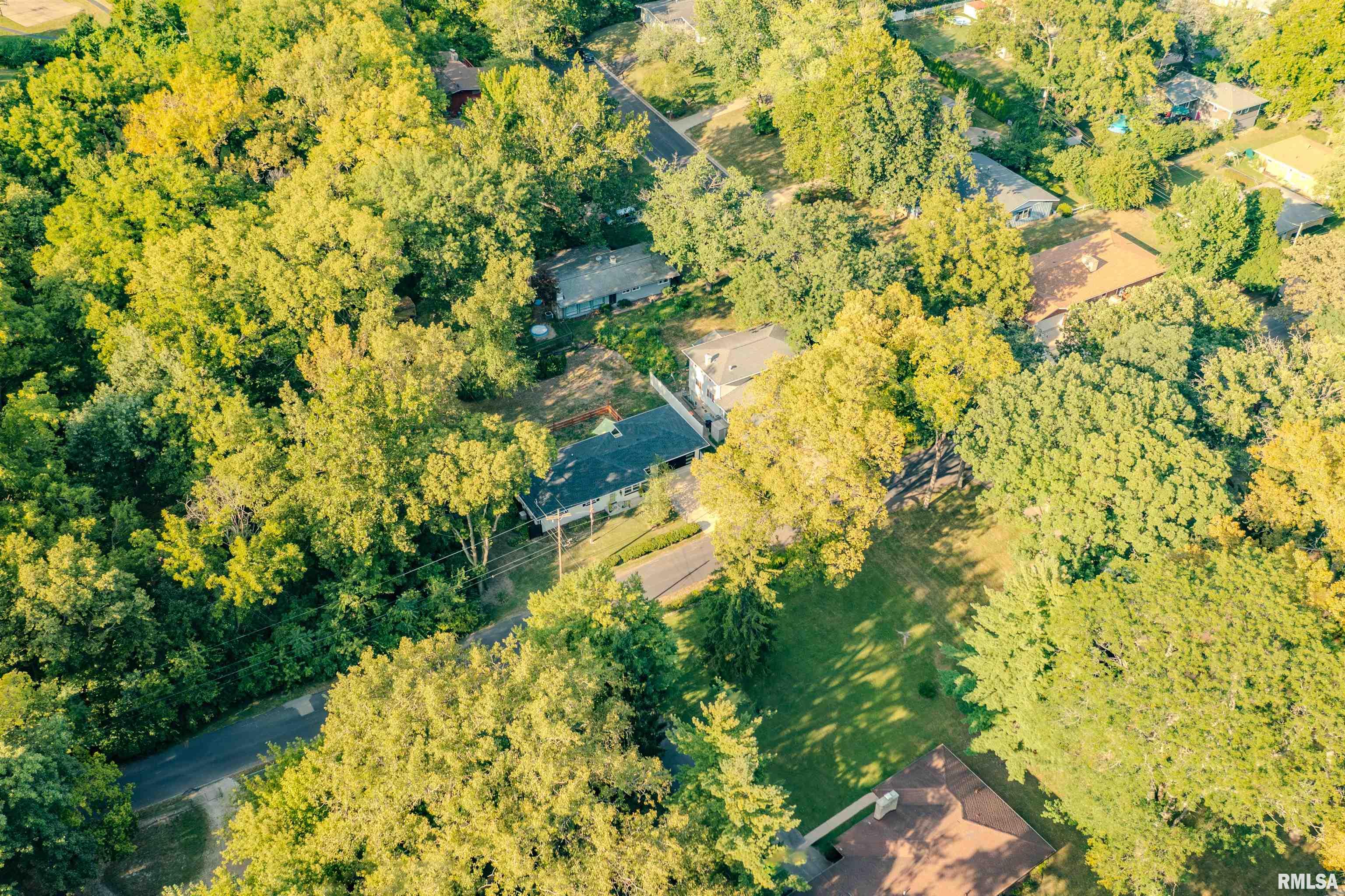 303 East Lyndale Road Peoria, IL 61614 - Photo 81 of 81