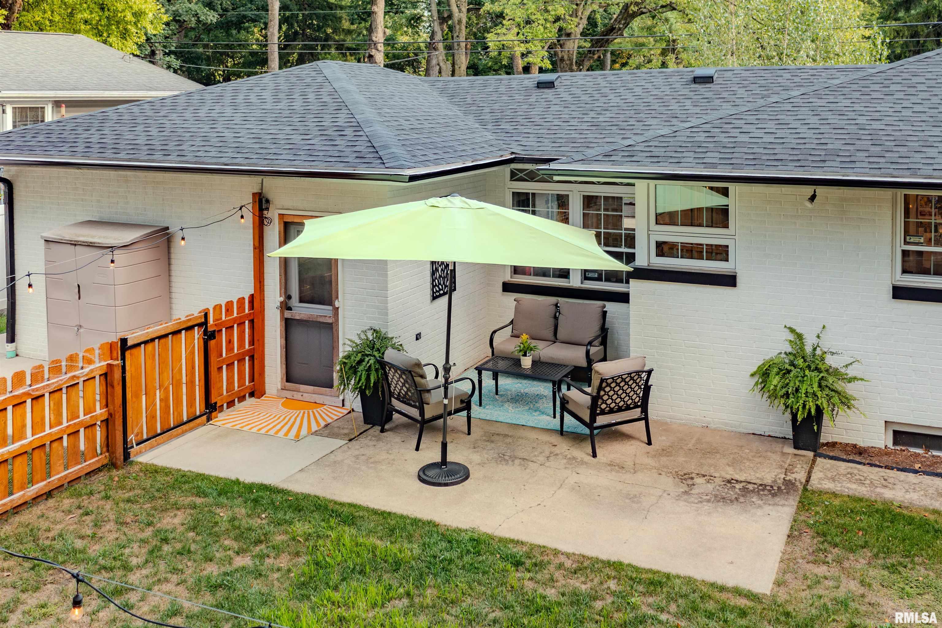 303 East Lyndale Road Peoria, IL 61614 - Photo 9 of 81